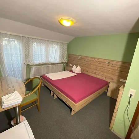 Doppelzimmer Mit Balkon - Gastehaus Rossle 7 Semesterbostad Ottenhausen